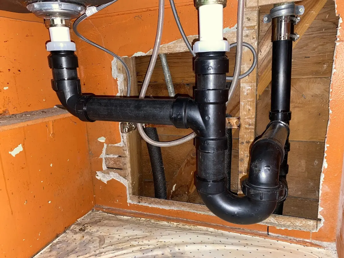 Professional Pipe Bursting equipment and tools on the job in St. Peter
